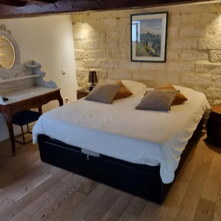 Duplex Chic Climatise Avec Terrasse Proche Comedie *