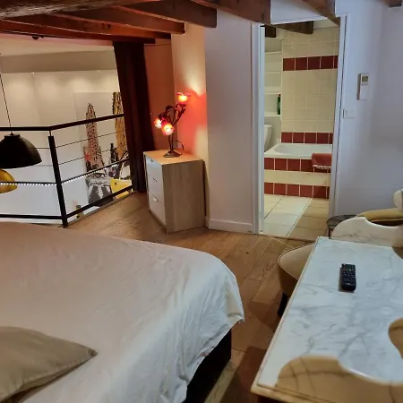 Duplex Chic Climatise Avec Terrasse Proche Comedie Монпелье