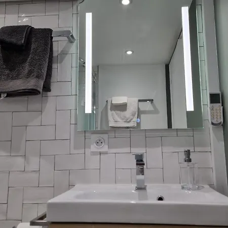 Duplex Chic Climatise Avec Terrasse Proche Comedie Апартаменты