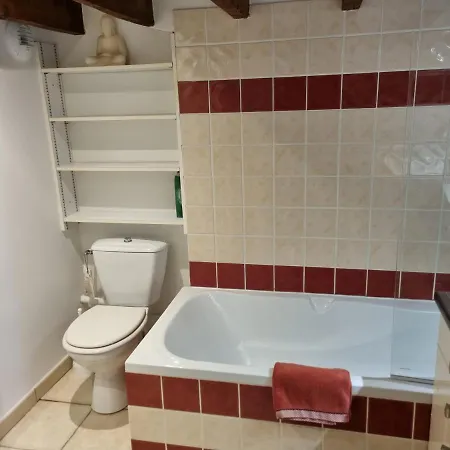 Апартаменты Duplex Chic Climatise Avec Terrasse Proche Comedie