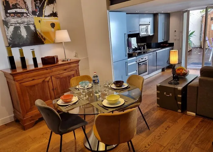 Duplex Chic Climatisé Avec Terrasse Proche Comédie